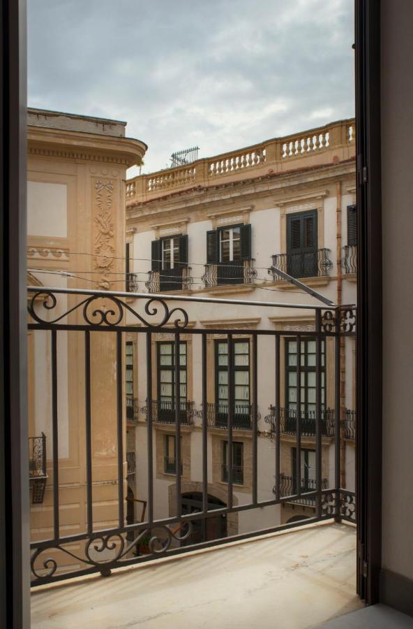 Rooms 19 - Rooms And Breakfast Palerme Extérieur photo